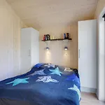 Tancred - 200m From The Sea By Interhome