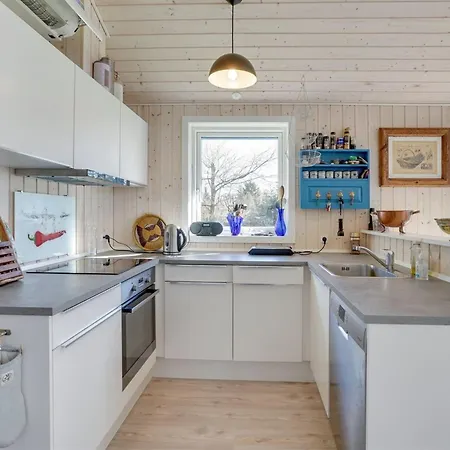 Holiday home Tancred - 200m From The Sea By Interhome *